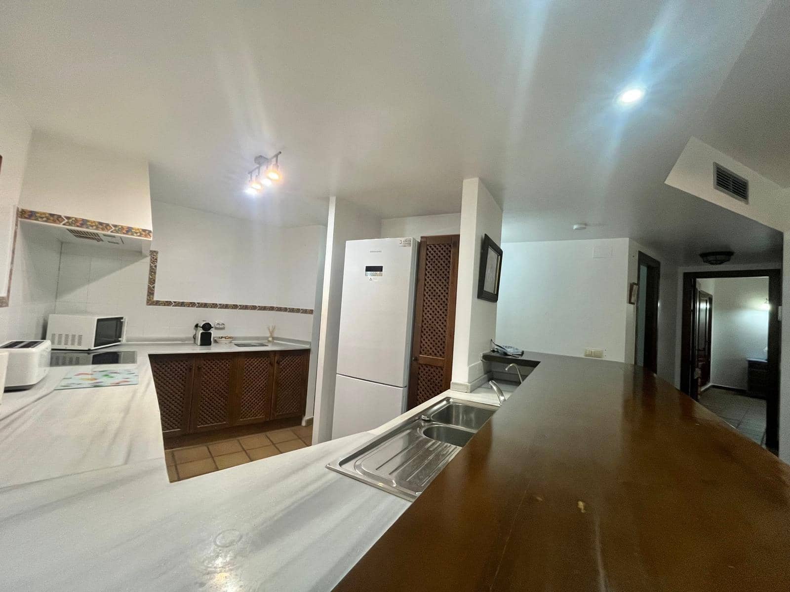 Bungalow de 2 habitaciones en Torrevieja en venta con piscina - 245.000 € (Ref: 9601500)