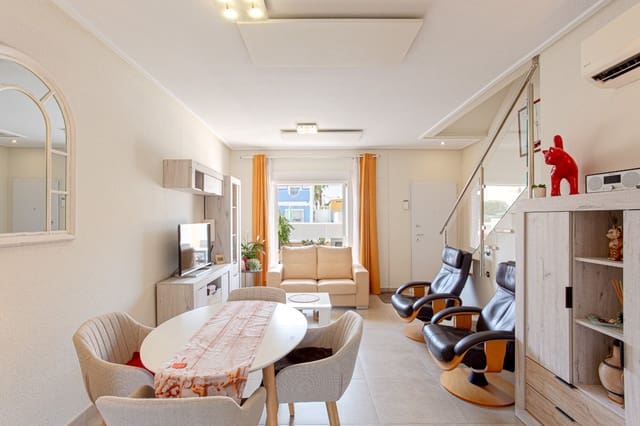 Chalet de 3 habitaciones en Lomas de Cabo Roig - Los Dolses, Orihuela en venta - 280.000 € (Ref: 9601503)