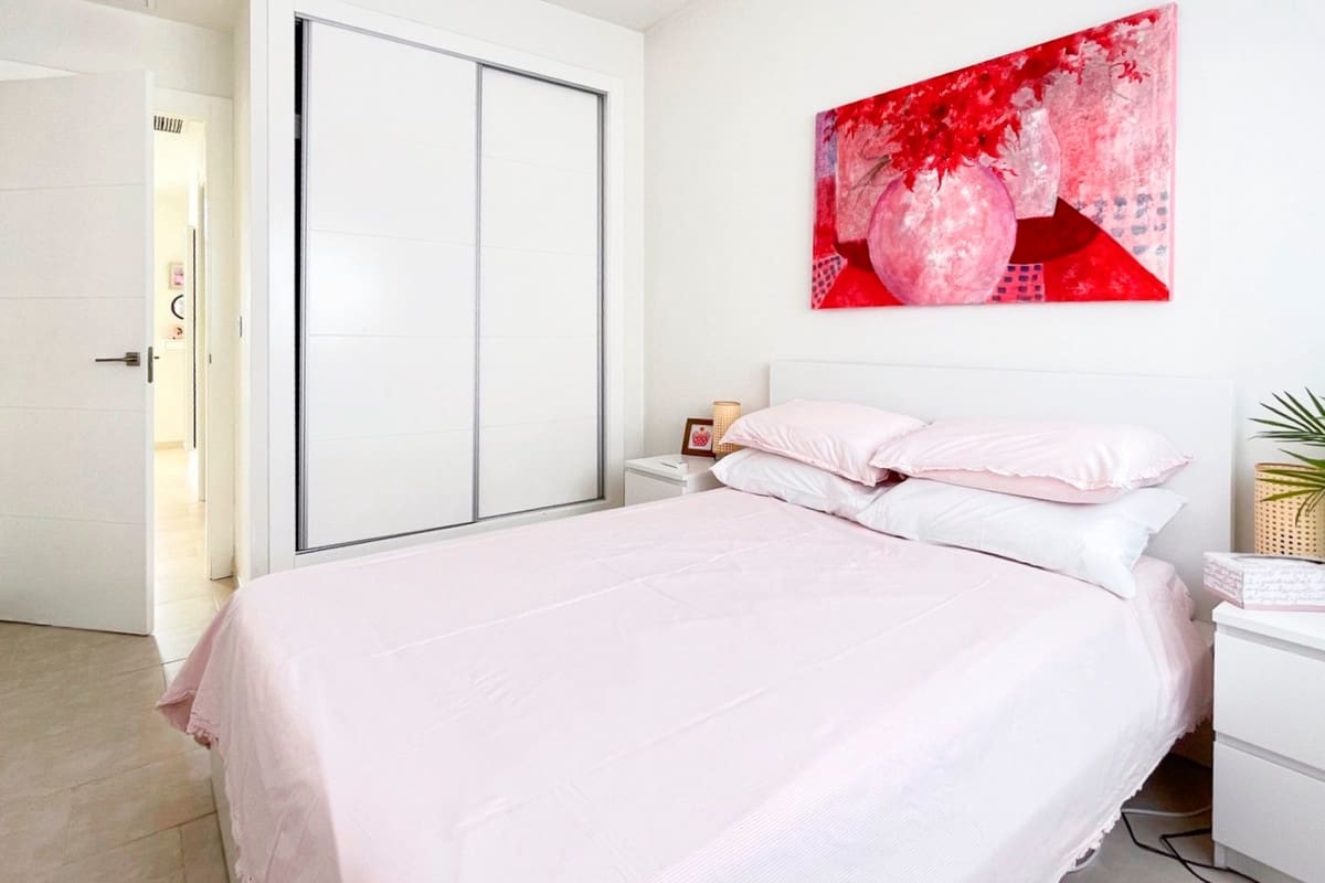 Chalet de 2 habitaciones en Rojales en venta con piscina - 369.000 € (Ref: 9601508)