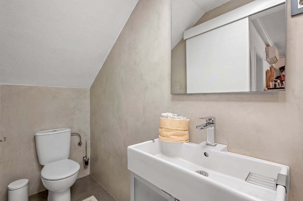 5 bedroom Apartment for sale in Rojales with pool - € 276,000 (Ref: 9601509)