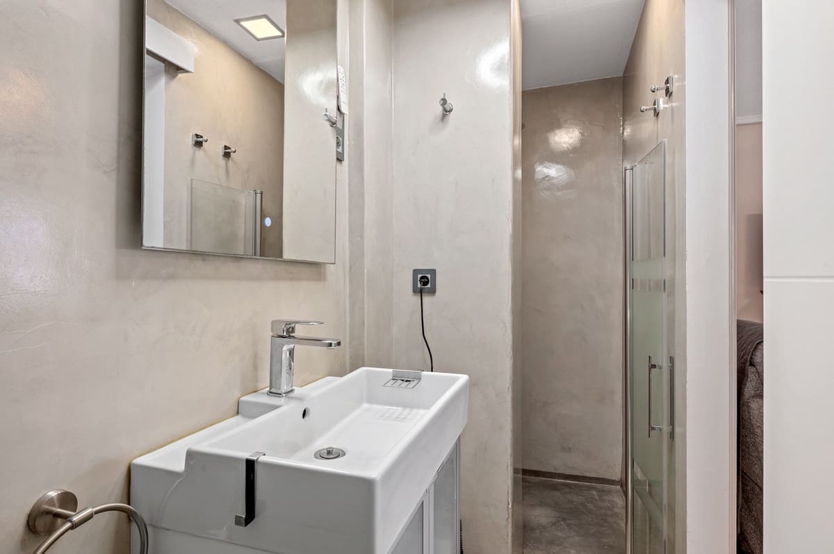 5 bedroom Apartment for sale in Rojales with pool - € 276,000 (Ref: 9601509)