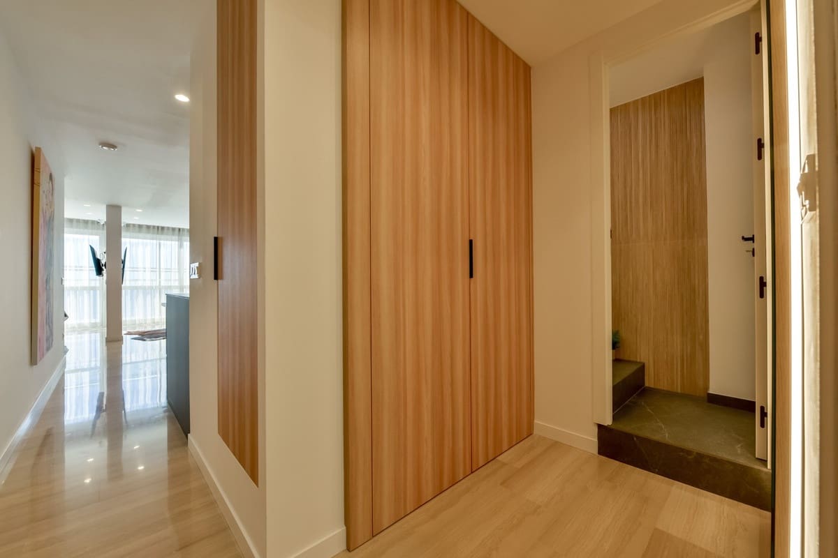 4 bedroom Apartment for sale in Altea with pool garage - € 680,000 (Ref: 9601513)