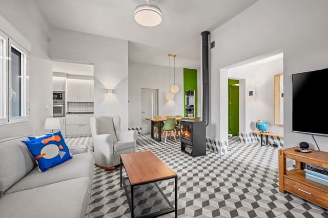 3 soverom Hus til salgs i El Pla de Sant Josep - L'Asil, Elche / Elx med svømmebasseng garasje - € 385 000 (Ref: 9601516)