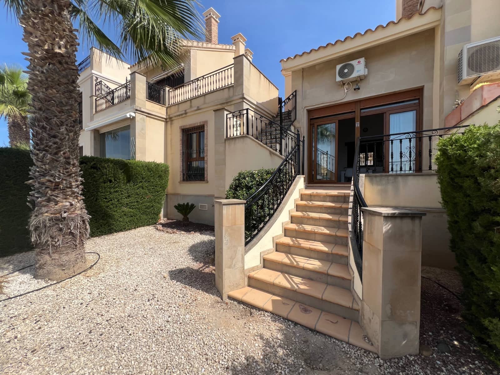 2 sovrum Bungalow till salu i Algorfa med pool - 234 900 € (Ref: 9619631)