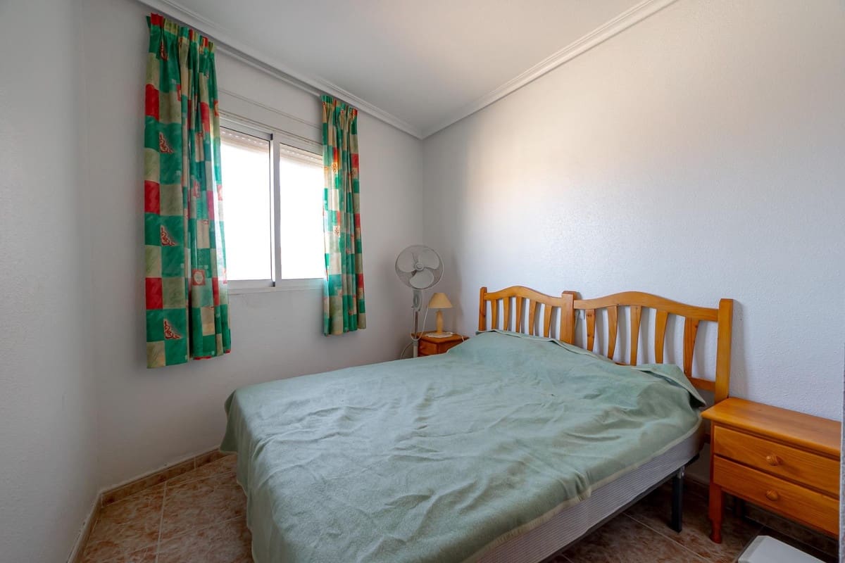 3 quarto Apartamento para venda em Torrevieja com garagem - 169 000 € (Ref: 9619633)
