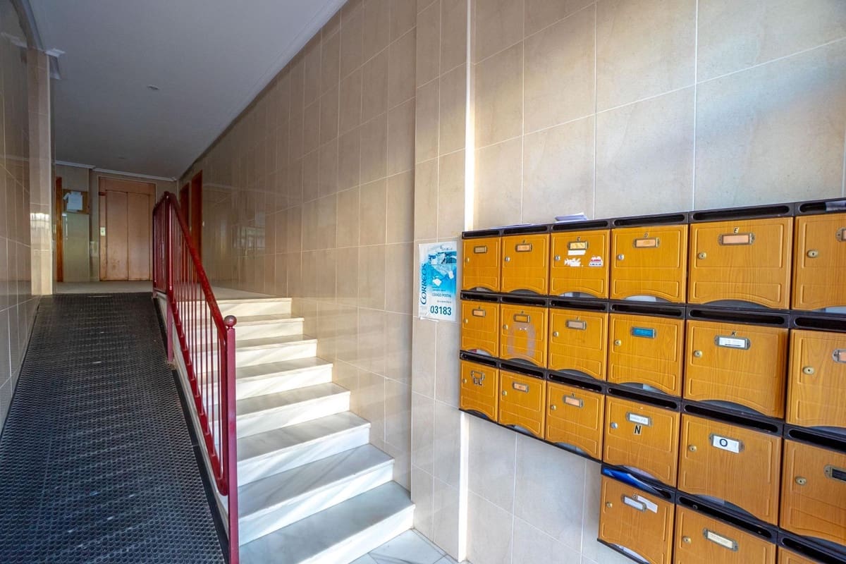 3 quarto Apartamento para venda em Torrevieja com garagem - 169 000 € (Ref: 9619633)