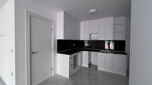 2 bedroom Bungalow for sale in Parque de las Naciones, Torrevieja with pool garage - € 255,000 (Ref: 9619658)