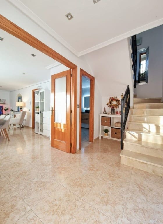 3 bedroom Apartment for sale in Playa Flamenca with pool - € 297,000 (Ref: 9619659)