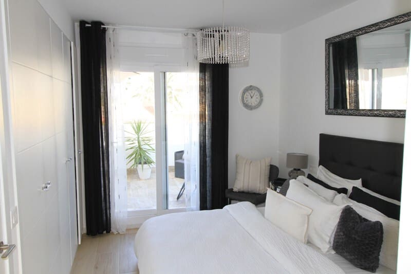 Casa de 3 habitaciones en Avileses en venta - 259.000 € (Ref: 9619665)