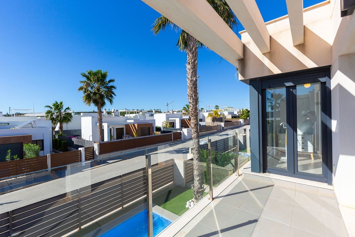 3 sovrum Villa till salu i Orihuela med pool - 379 000 € (Ref: 9626017)