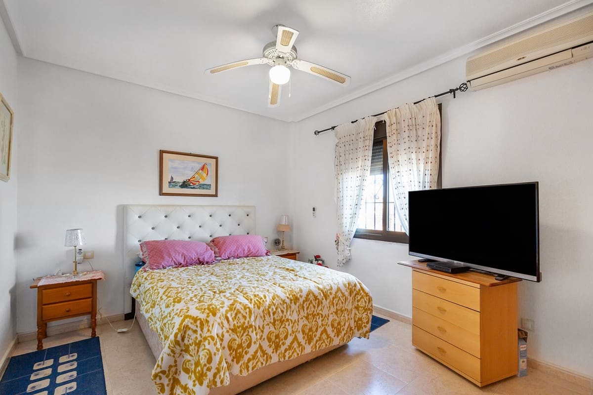 3 slaapkamer Villa te koop in Bigastro met garage - € 249.900 (Ref: 9626018)