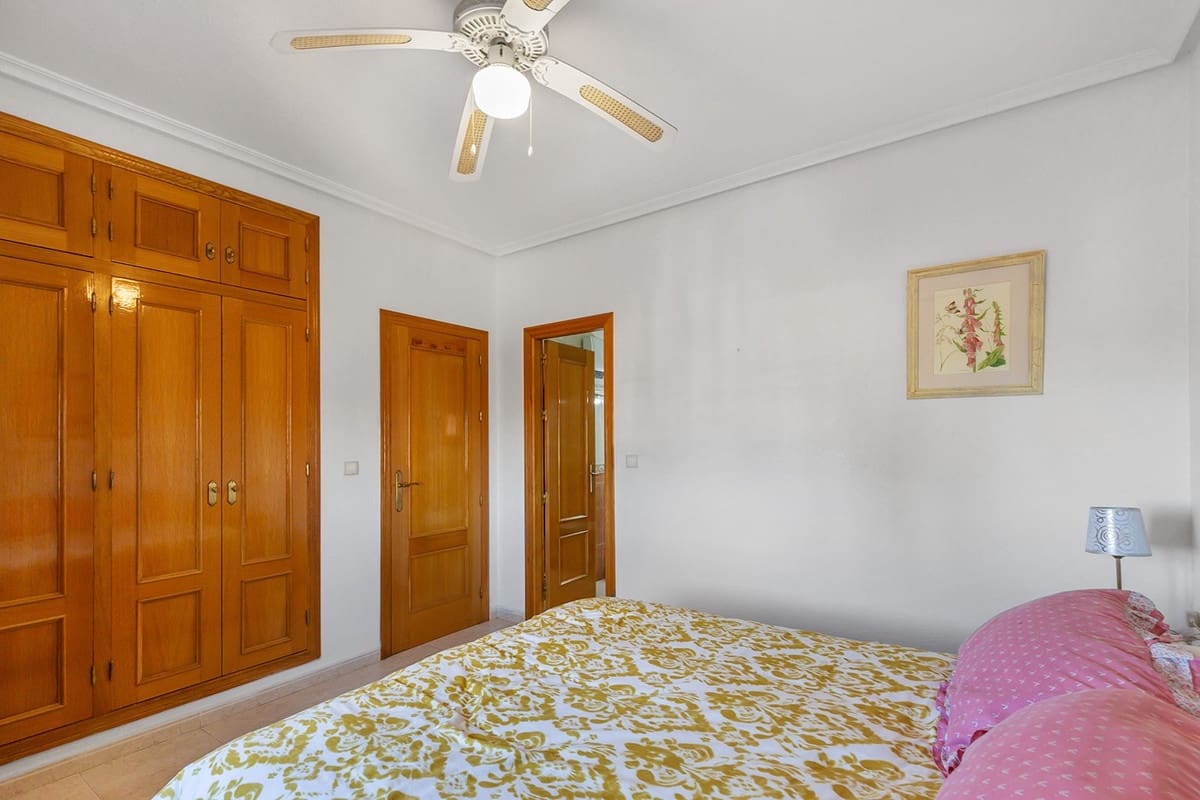 3 slaapkamer Villa te koop in Bigastro met garage - € 249.900 (Ref: 9626018)