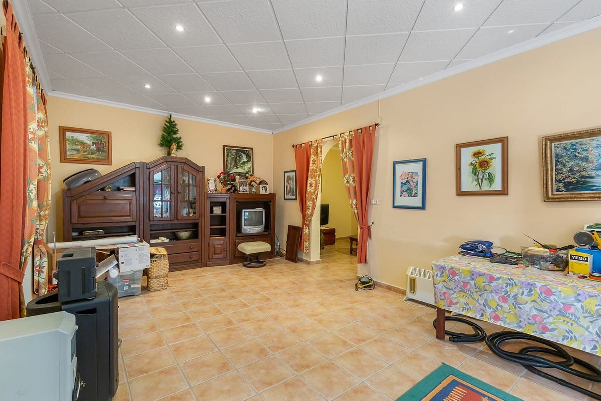 3 slaapkamer Villa te koop in Bigastro met garage - € 249.900 (Ref: 9626018)