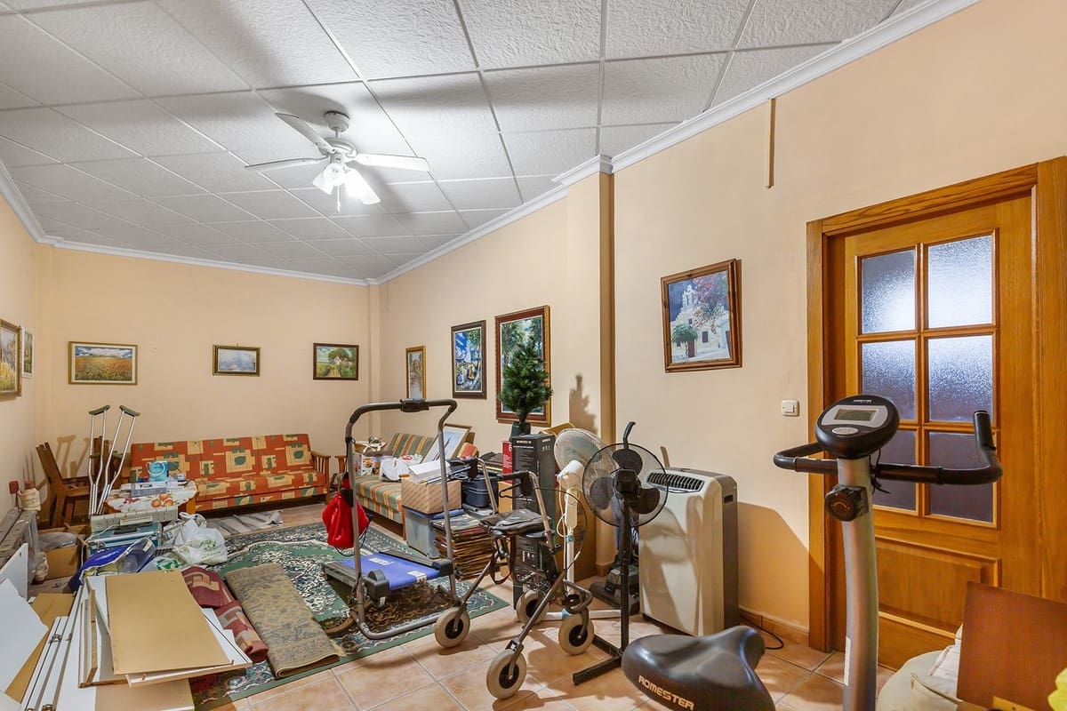 3 slaapkamer Villa te koop in Bigastro met garage - € 249.900 (Ref: 9626018)