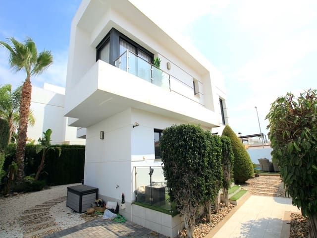 4 bedroom Villa for sale in Ciudad Quesada, Rojales - € 549,000 (Ref: 9626023)