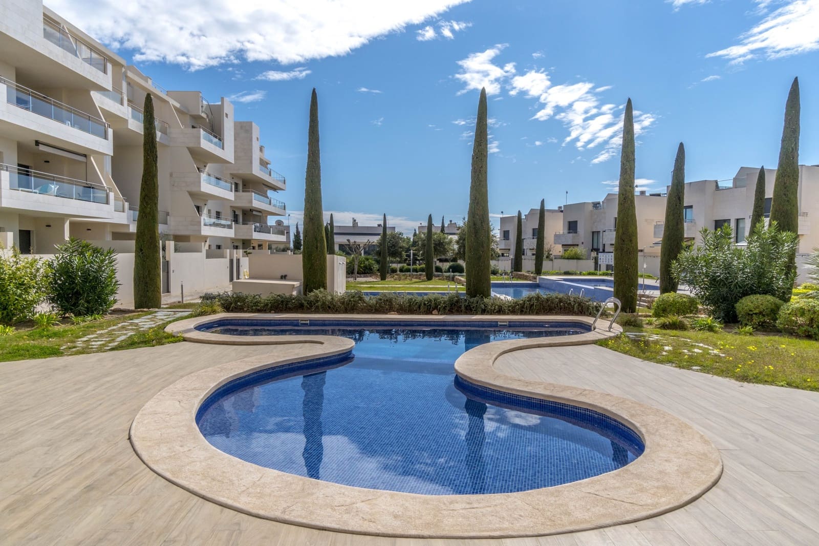 2 bedroom Apartment for sale in Orihuela - € 310,000 (Ref: 9626028)
