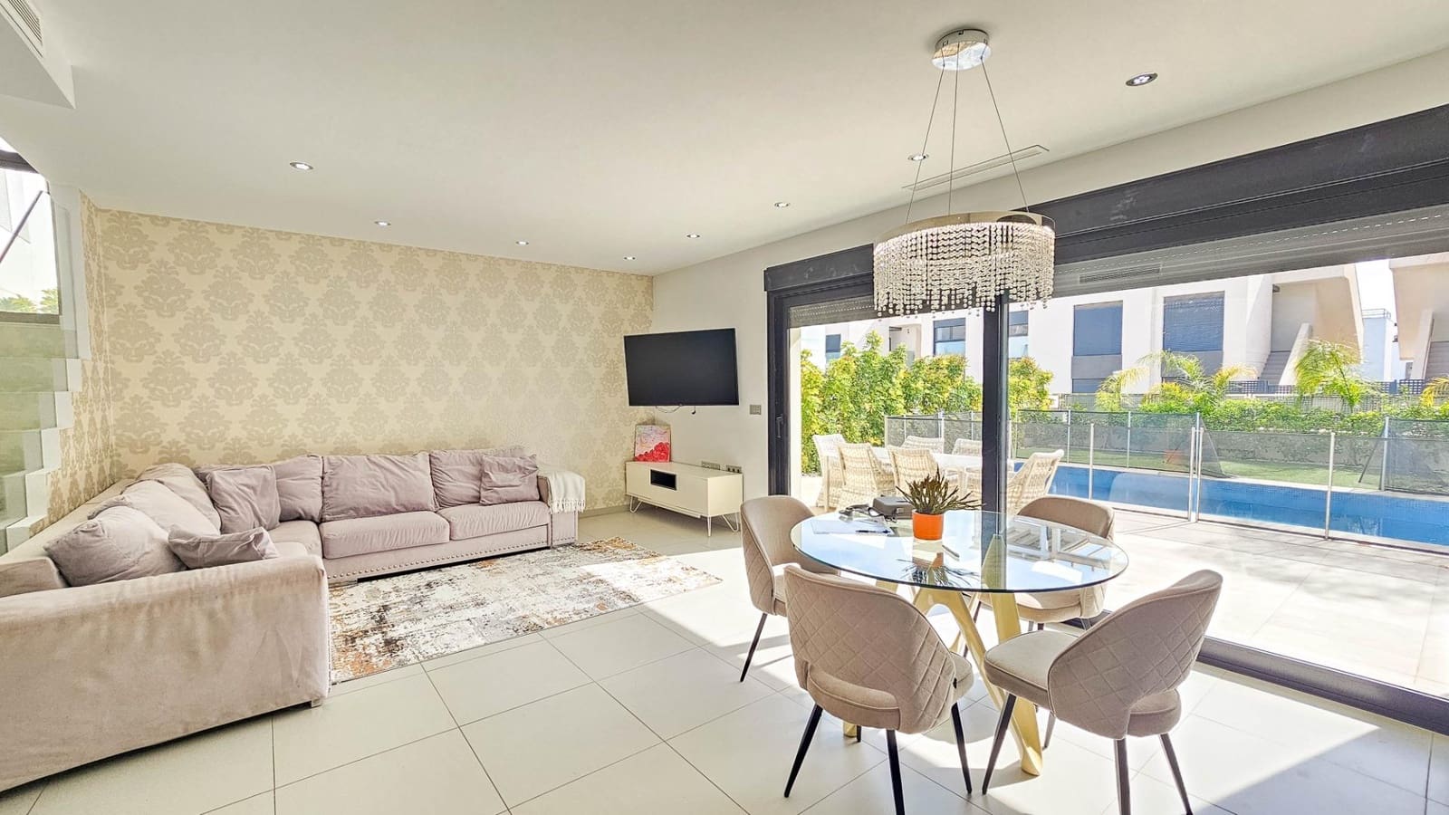 3 soveværelse Villa til salg i Rojales med swimmingpool garage - € 458.900 (Ref: 9626033)