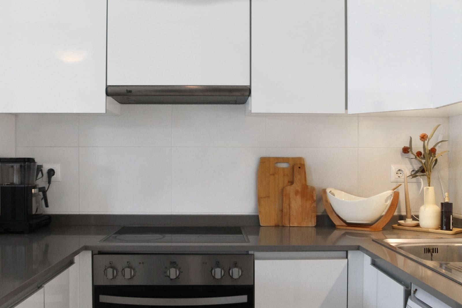 Casa de 2 habitaciones en Torrevieja en venta con piscina garaje - 339.000 € (Ref: 9626044)