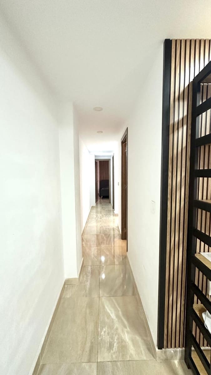 4 makuuhuone Huoneisto myytävänä paikassa Torrevieja - 249 900 € (Ref: 9639669)