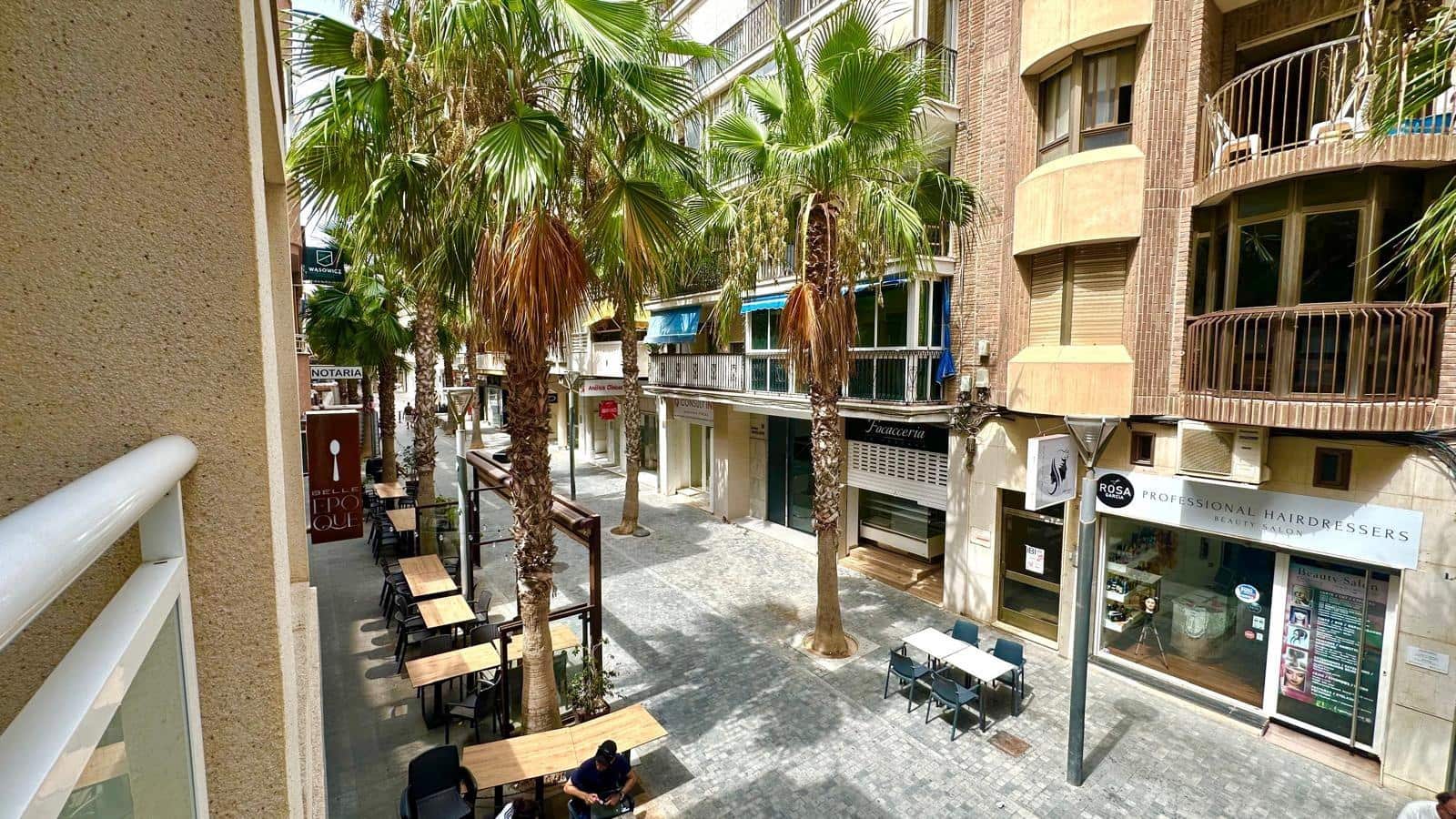 4 makuuhuone Huoneisto myytävänä paikassa Torrevieja - 249 900 € (Ref: 9639669)