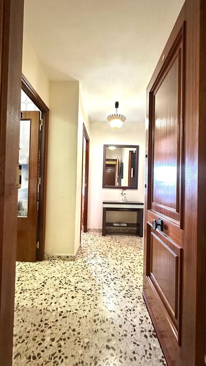 3 slaapkamer Appartement te koop in Torrevieja met zwembad - € 199.900 (Ref: 9639672)