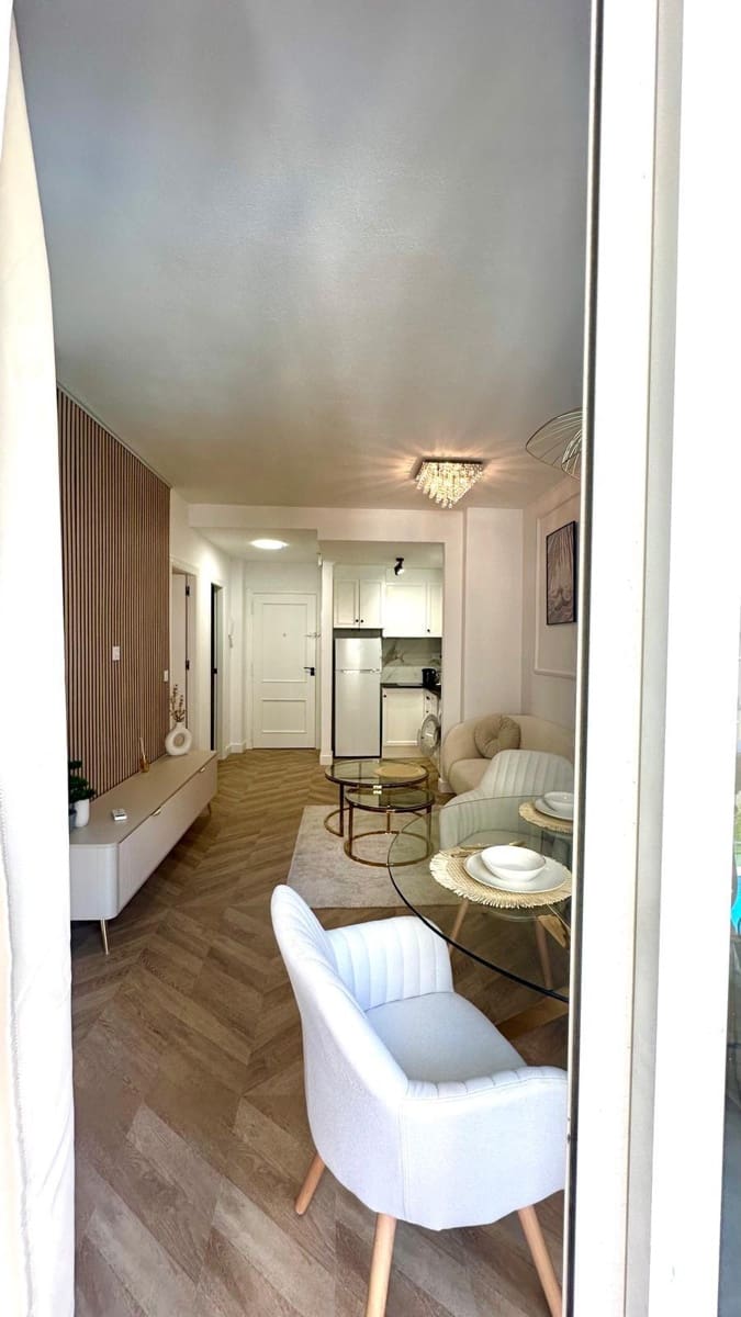 2 quarto Apartamento para venda em Torrevieja com piscina - 164 900 € (Ref: 9639682)