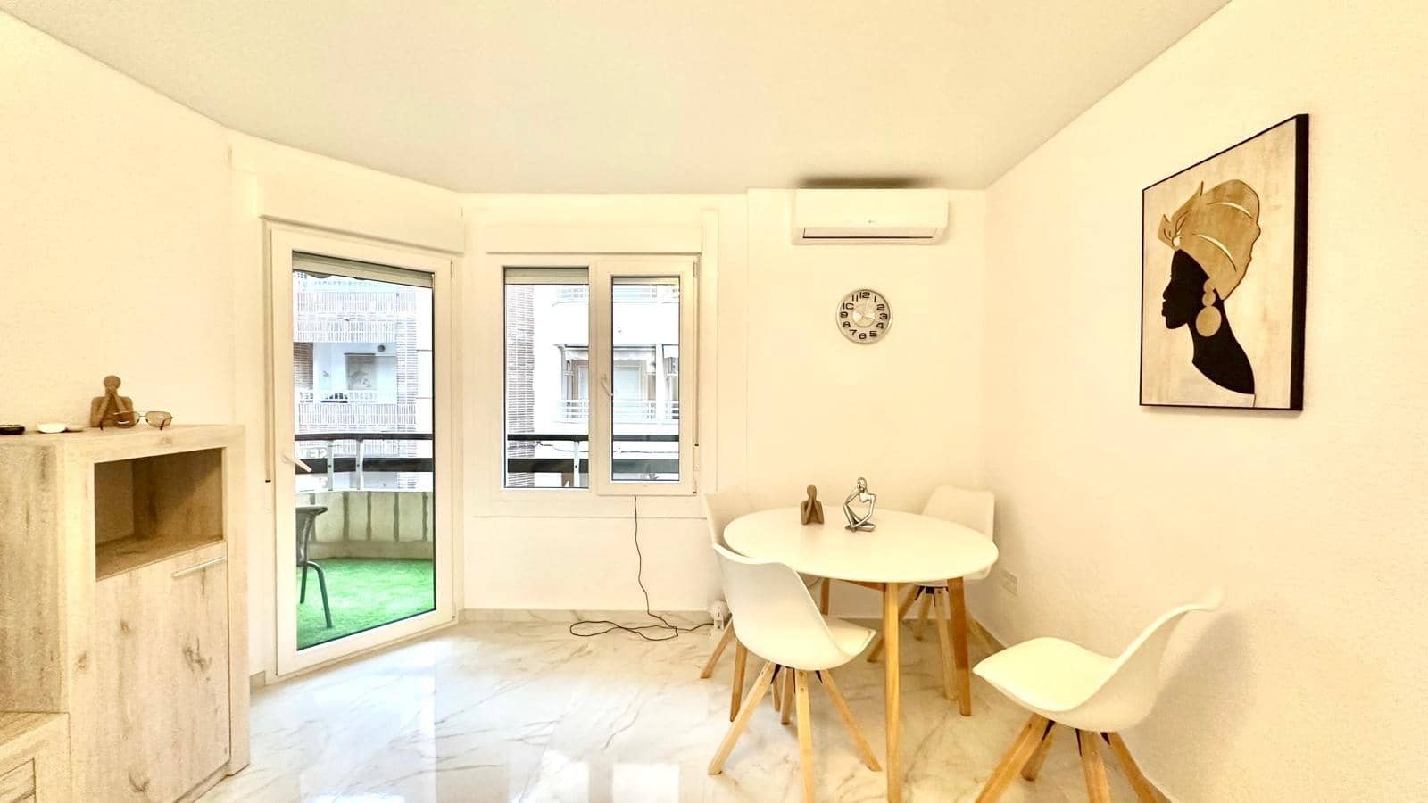 3 camera da letto Appartamento in vendita in Torrevieja - 199.900 € (Rif: 9639683)