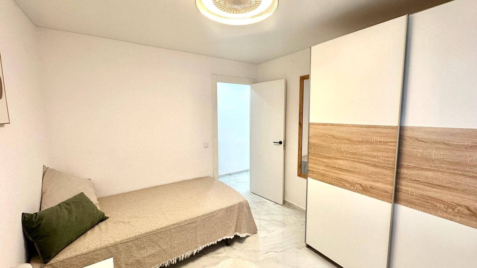 3 camera da letto Appartamento in vendita in Torrevieja - 199.900 € (Rif: 9639683)