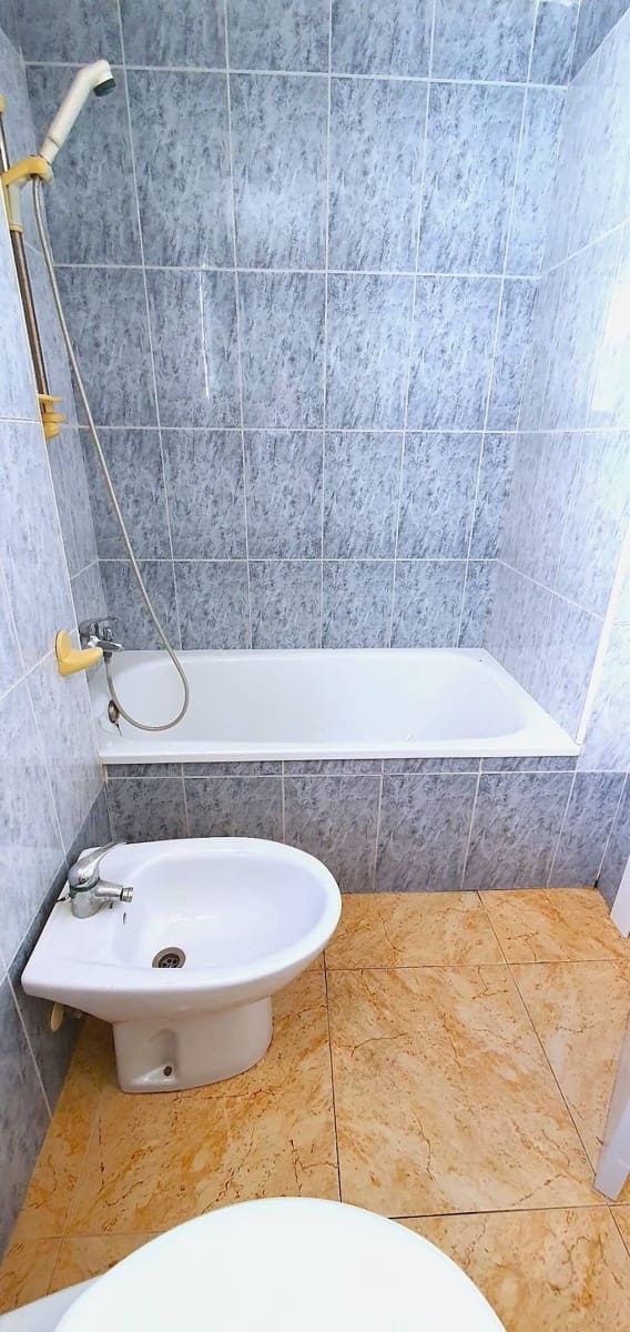 2 quarto Penthouse para venda em Torrevieja com piscina - 137 900 € (Ref: 9639703)