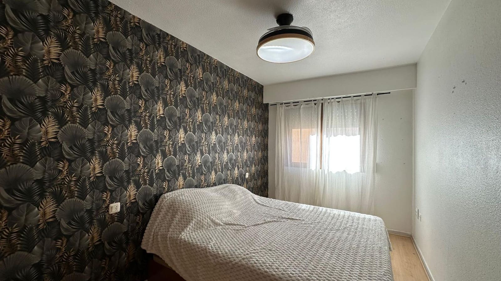 3 makuuhuone Huoneisto myytävänä paikassa Torrevieja mukana uima-altaan - 169 900 € (Ref: 9639710)