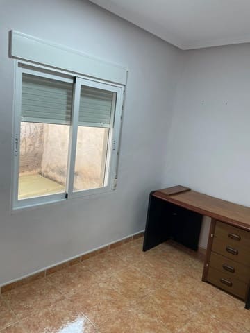 4 bedroom Apartment for sale in Albatera - € 137,000 (Ref: 9639714)