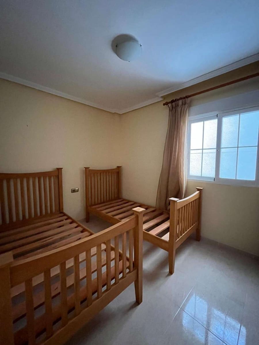 2 Zimmer Apartment zu verkaufen in Orihuela mit Pool - 135.000 € (Ref: 9639725)