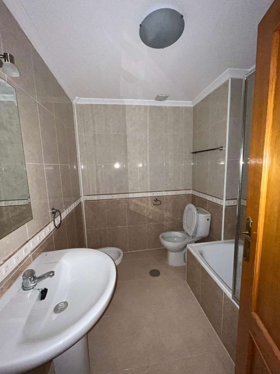 2 Zimmer Apartment zu verkaufen in Orihuela mit Pool - 135.000 € (Ref: 9639725)