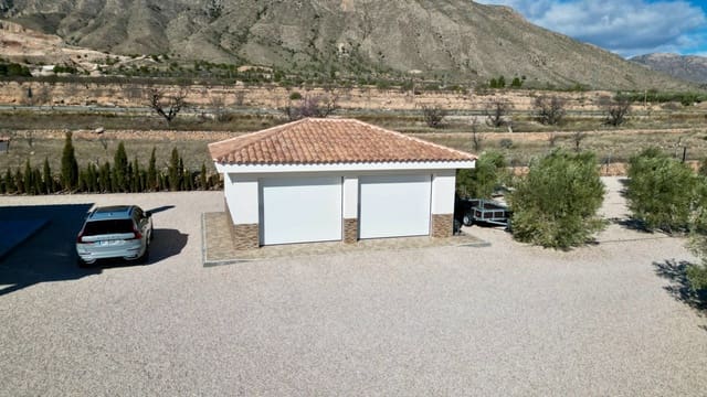 3 makuuhuone Huvila myytävänä paikassa Macisvenda, Abanilla mukana uima-altaan 
autotalli - 374 950 € (Ref: 9639727)