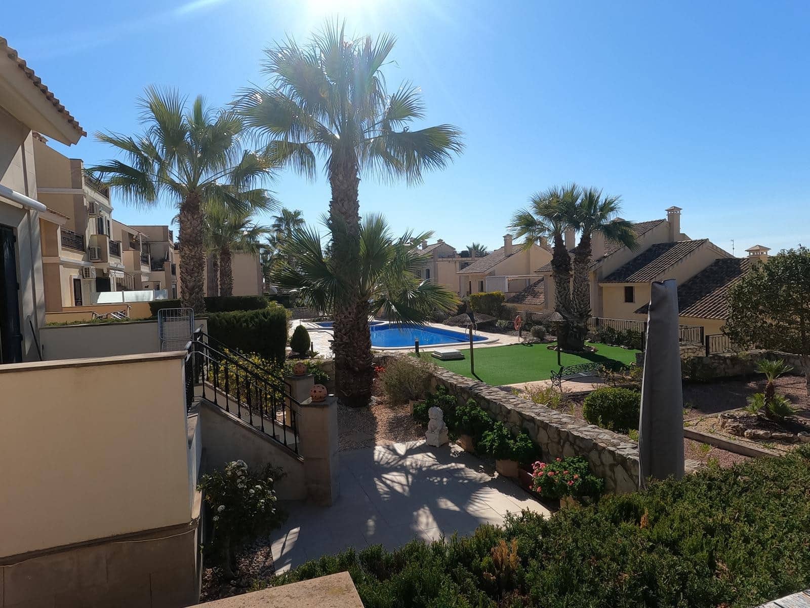 2 soveværelse Byhus til salg i Algorfa med swimmingpool garage - € 285.000 (Ref: 9639728)