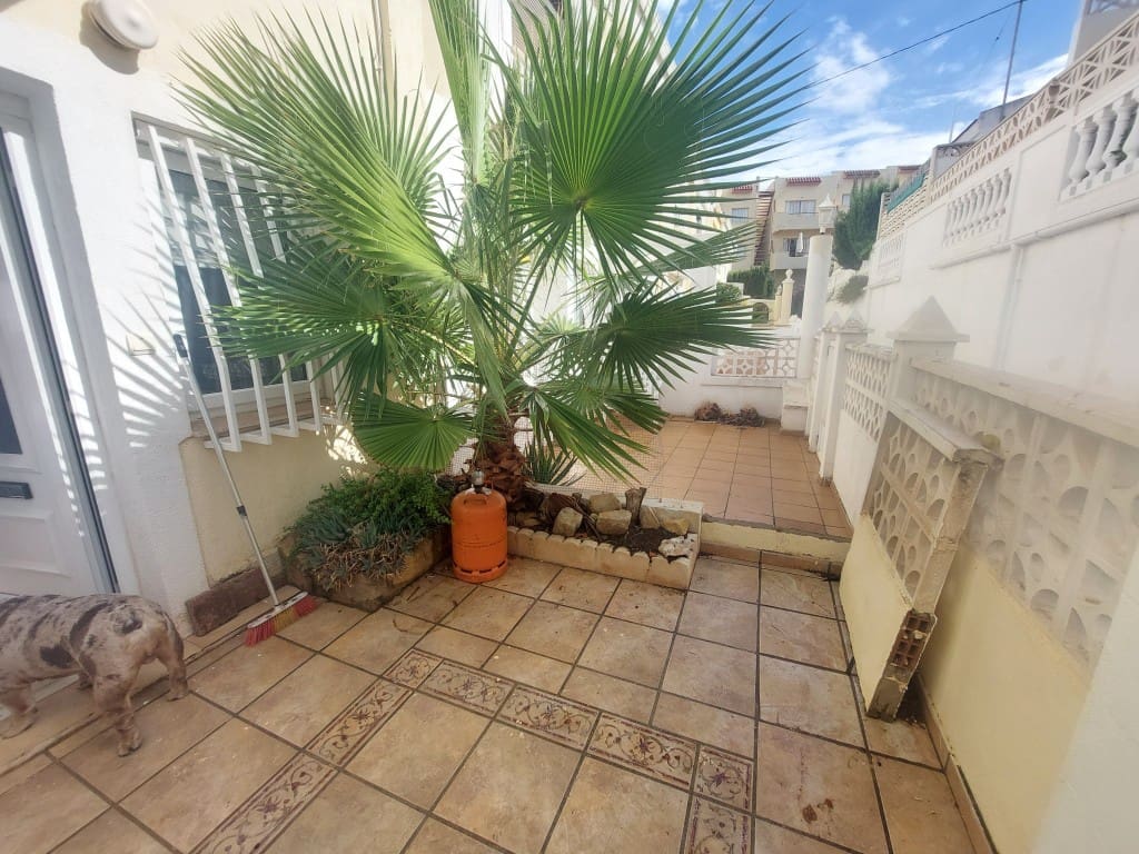 2 bedroom Bungalow for sale in Albir with pool garage - € 269,000 (Ref: 9639732)