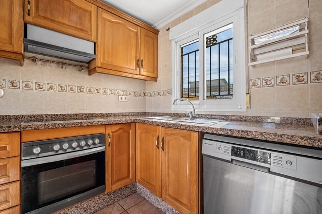 3 Zimmer Villa zu verkaufen in Orihuela mit Pool - 369.000 € (Ref: 9639734)