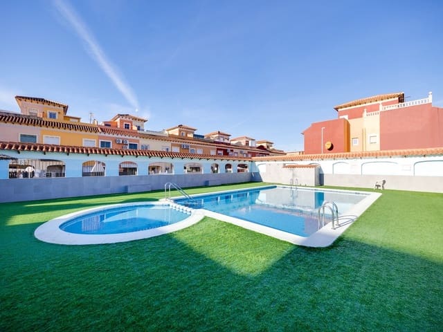 2 slaapkamer Huis te koop in Puerto Deportivo, Torrevieja - € 160.000 (Ref: 9639736)