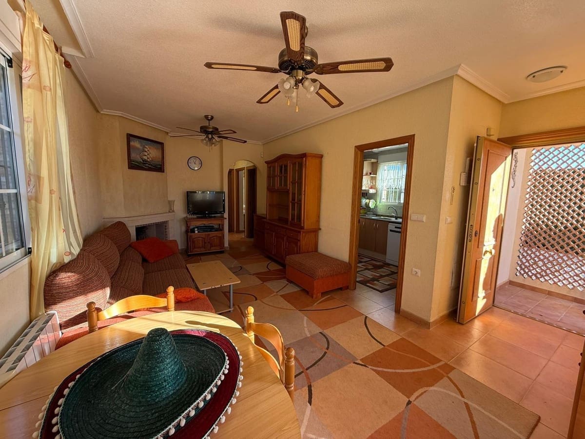 3 quarto Bungalow para venda em Guardamar del Segura - 255 000 € (Ref: 9639740)