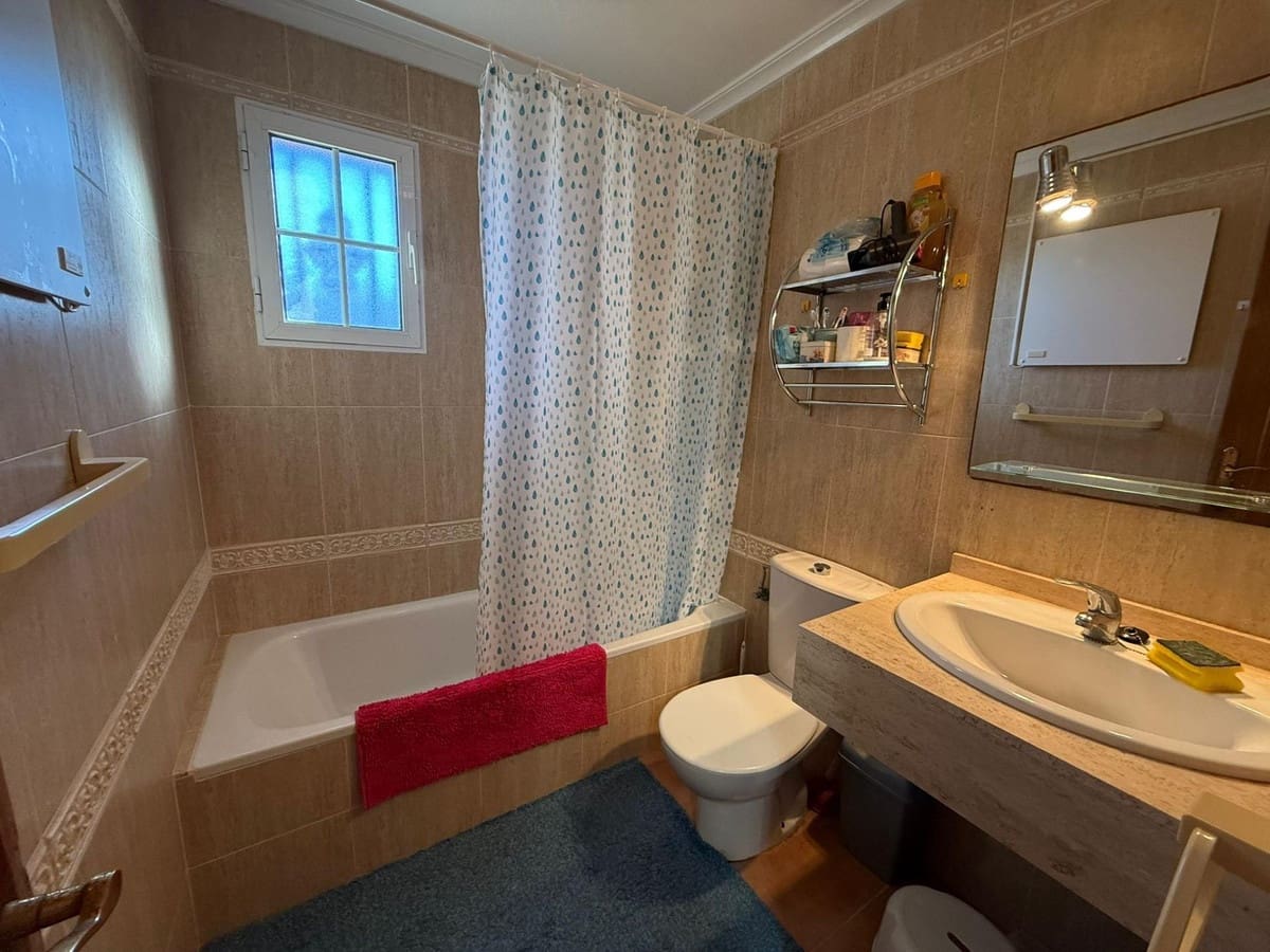 3 quarto Bungalow para venda em Guardamar del Segura - 255 000 € (Ref: 9639740)