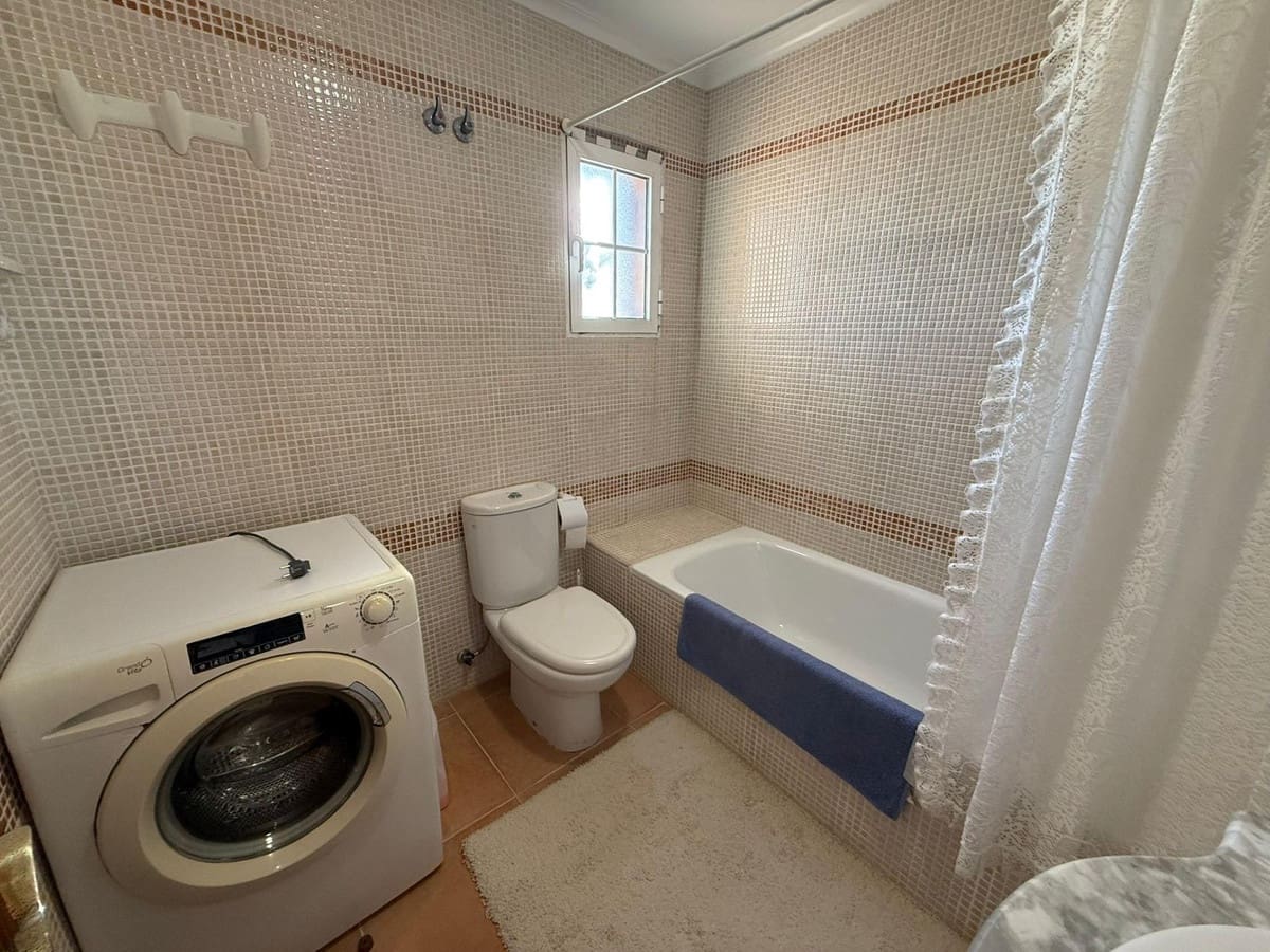 3 quarto Bungalow para venda em Guardamar del Segura - 255 000 € (Ref: 9639740)