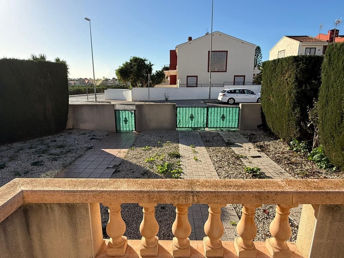 3 quarto Bungalow para venda em Guardamar del Segura - 255 000 € (Ref: 9639740)