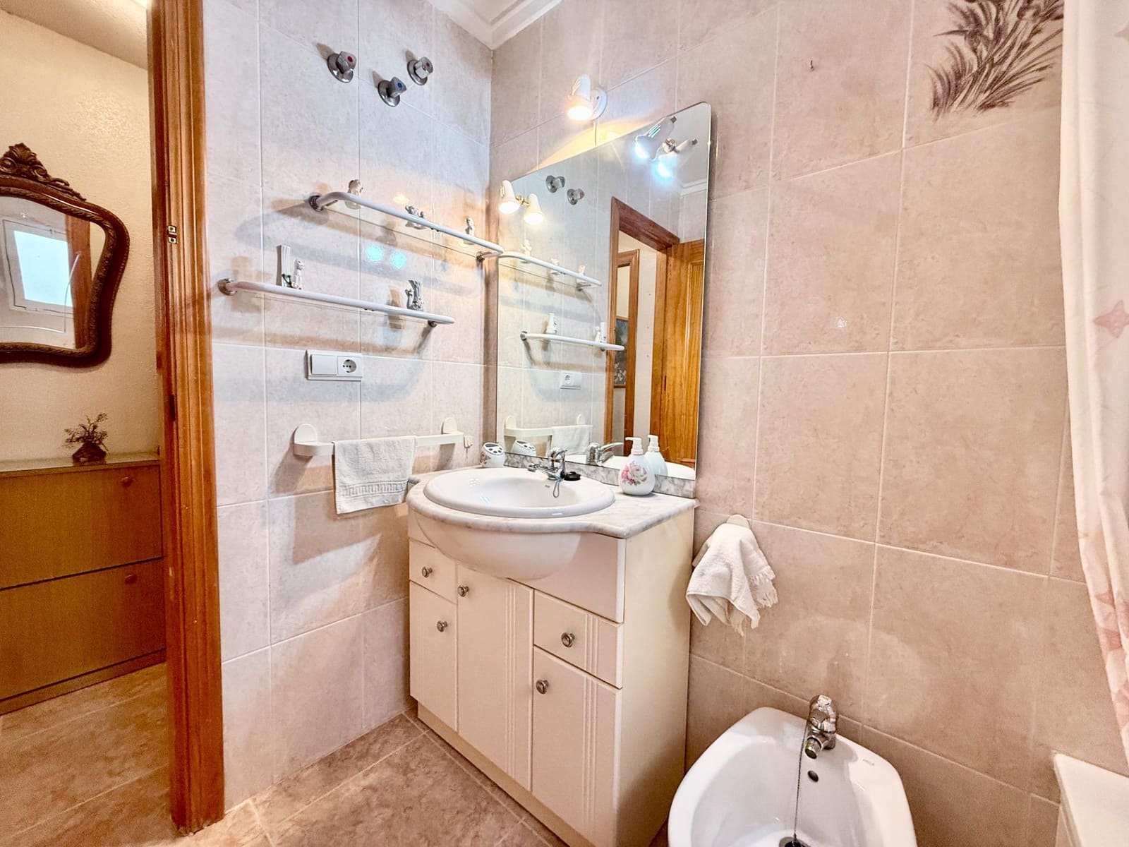 2 sypialnia Apartament na sprzedaż w Torrevieja z basenem - 119 900 € (Ref: 9639746)