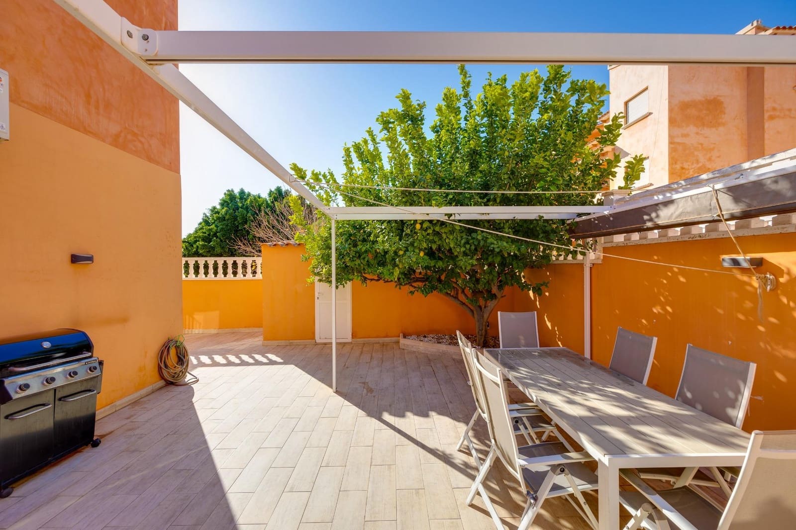 2 soverom Bungalow til salgs i Torrevieja med svømmebasseng garasje - € 204 000 (Ref: 9639747)