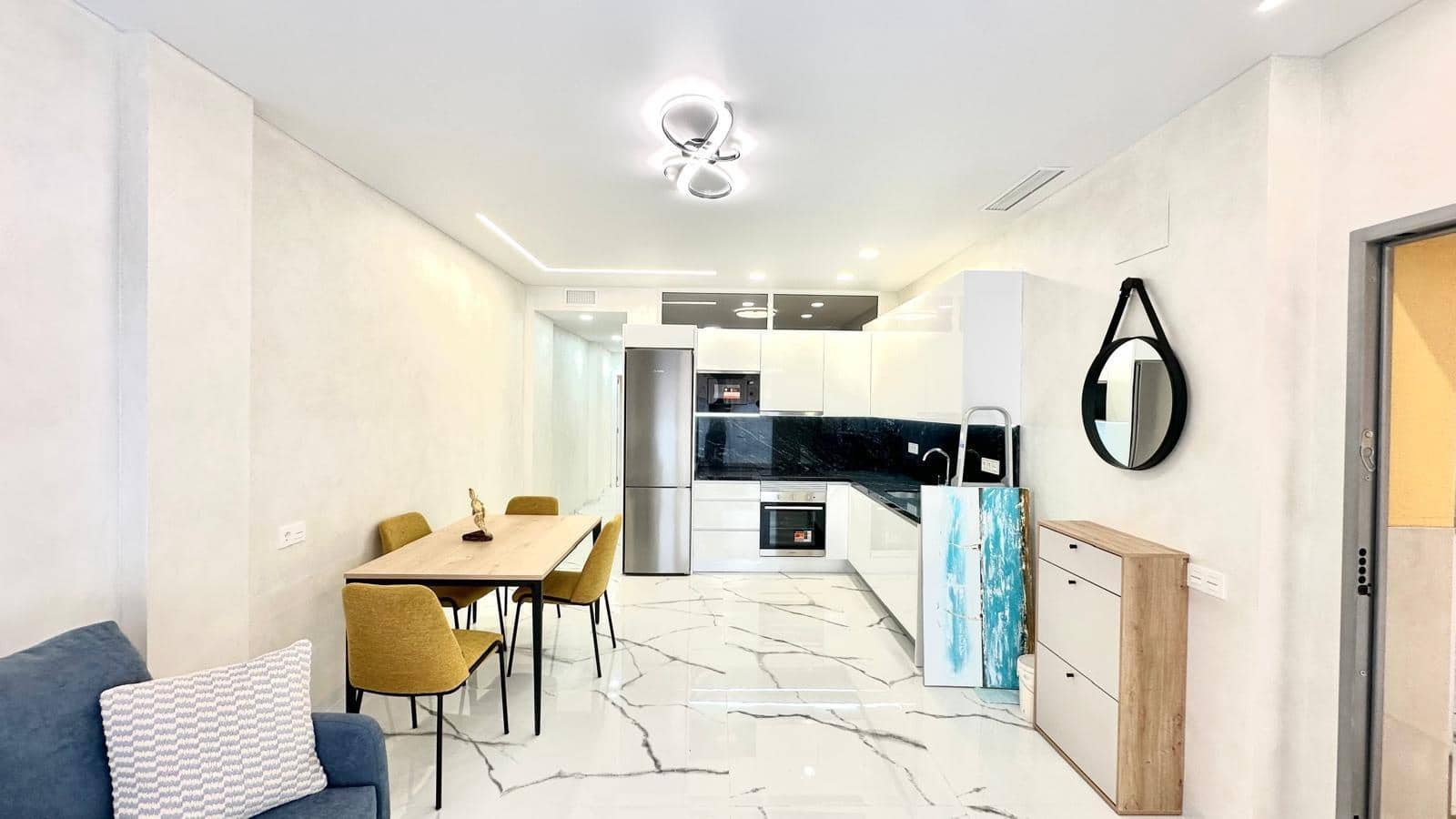 2 quarto Apartamento para venda em Torrevieja - 235 000 € (Ref: 9645562)