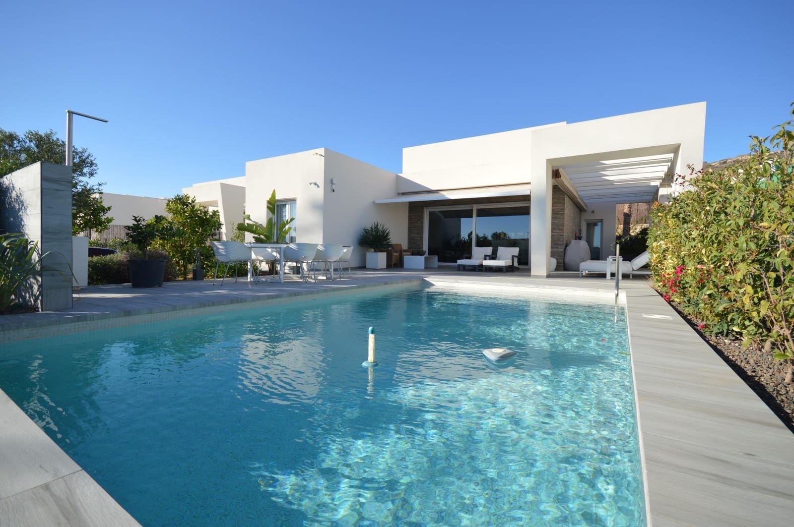3 slaapkamer Villa te koop in Algorfa met zwembad - € 650.000 (Ref: 9645572)