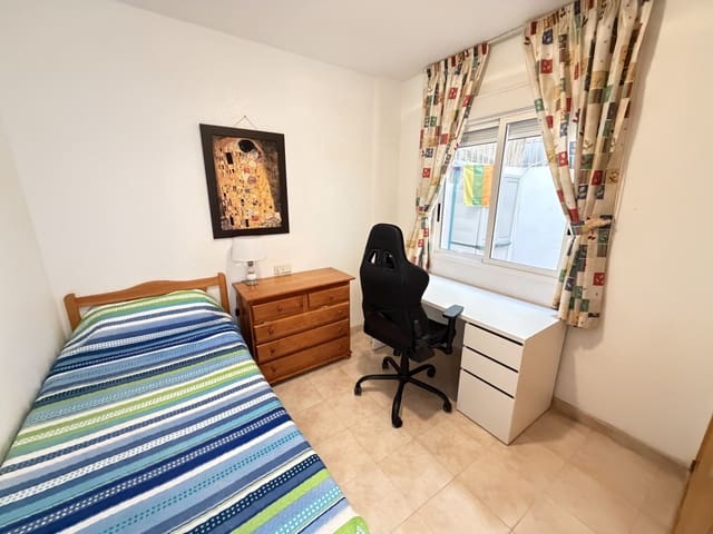 2 soveværelse Lejlighed til salg i La Zenia, Orihuela med swimmingpool - € 190.000 (Ref: 9645586)