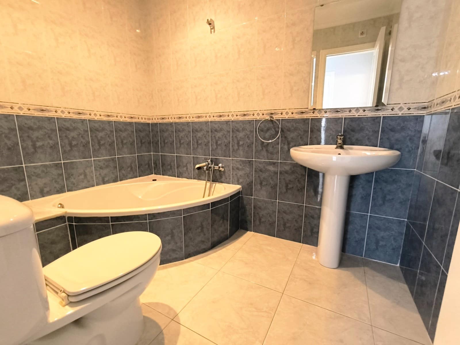 3 bedroom Apartment for sale in Los Montesinos - € 134,900 (Ref: 9662143)