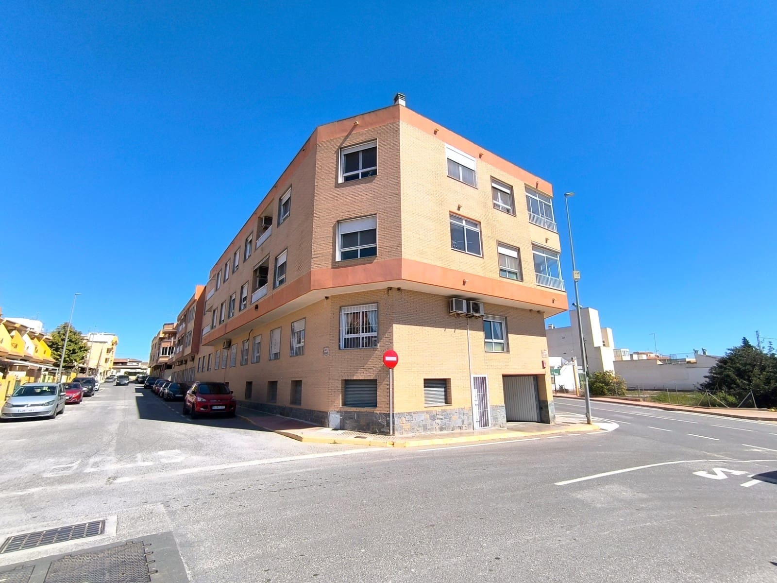 3 bedroom Apartment for sale in Los Montesinos - € 134,900 (Ref: 9662143)