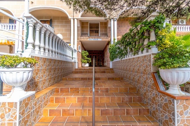 2 makuuhuone Huoneisto myytävänä paikassa Punta Prima, Torrevieja mukana uima-altaan - 145 000 € (Ref: 9662149)